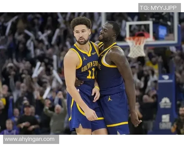 克莱汤普森：勇士队的三分射手与篮球场上的传奇故事